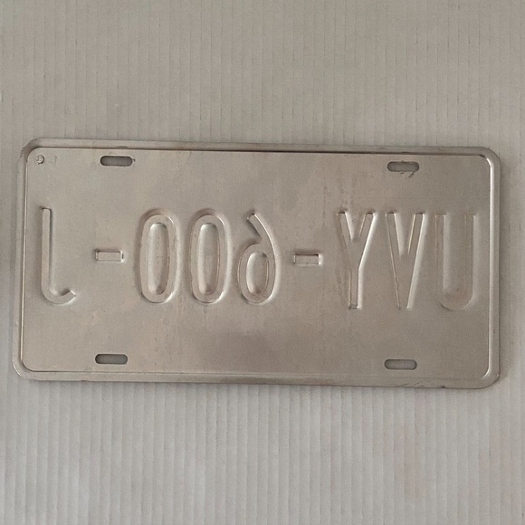 QUINTANA ROO CANCUN MEXICO PASSENGER LICENSE PLATE  [UVY-600-J] - Picture 2 of 2